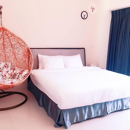 Happy Fat B&B 寵物友善 T'ai-tung Exteriör bild