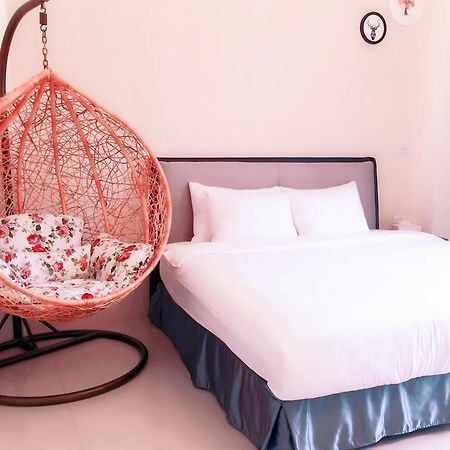 Happy Fat B&B 寵物友善 T'ai-tung Exteriör bild