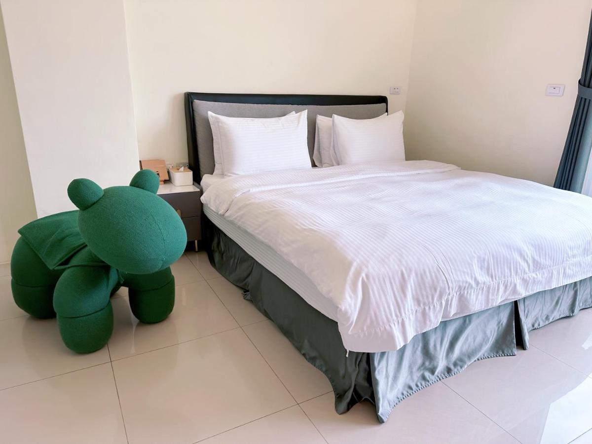 Happy Fat B&B 寵物友善 T'ai-tung Exteriör bild